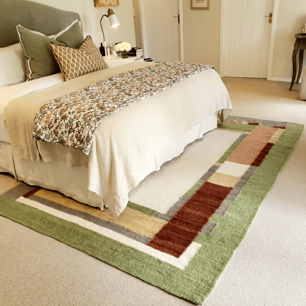 Carpet CR 7 Stone frame
