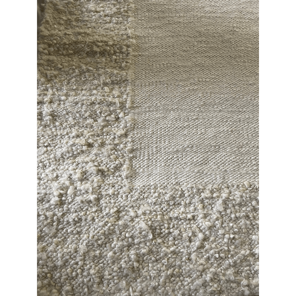 Carpet CR Border Curly