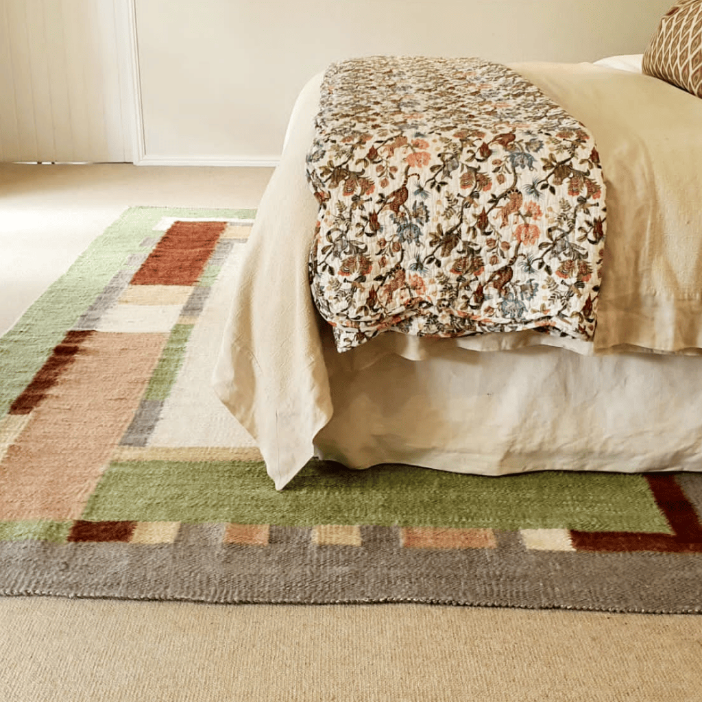 Carpet CR 7 Stone frame