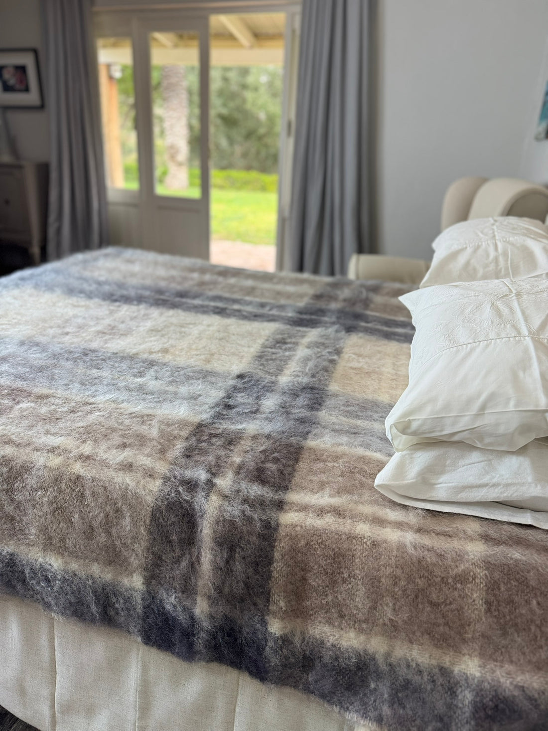 Stormberg Mohair Blanket