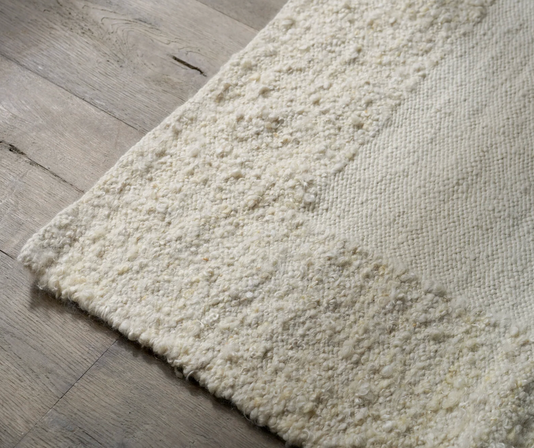 Carpet CR Border Curly
